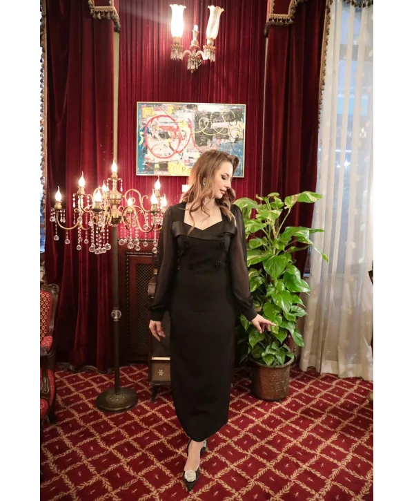 Taş Düğmeli Saten Yaka Detaylı Şifon Kol Siyah Elbise