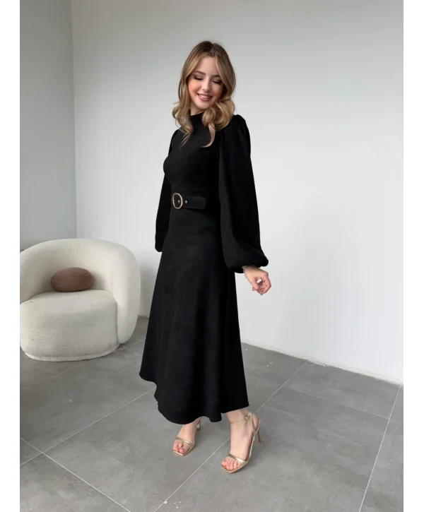 Tokalı Kemer Detaylı Süet Siyah Elbise