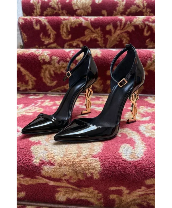 Topuk Detaylı Stiletto Ayakkabı