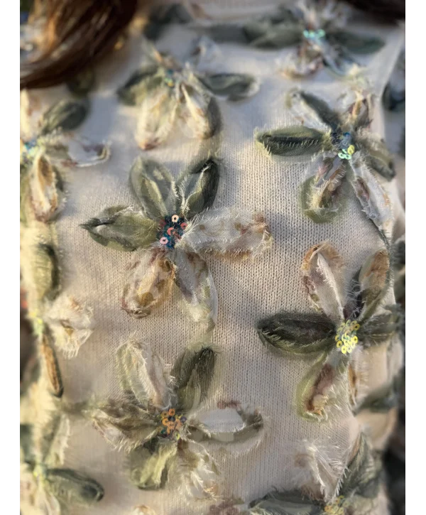 Tül ve Pul İşlemeli Çiçekli Yeşil Triko Kazak