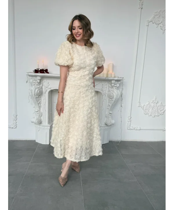 Üç Boyutlu Gül Aplike Kabartmalı Balon Kol Bej Midi Elbise