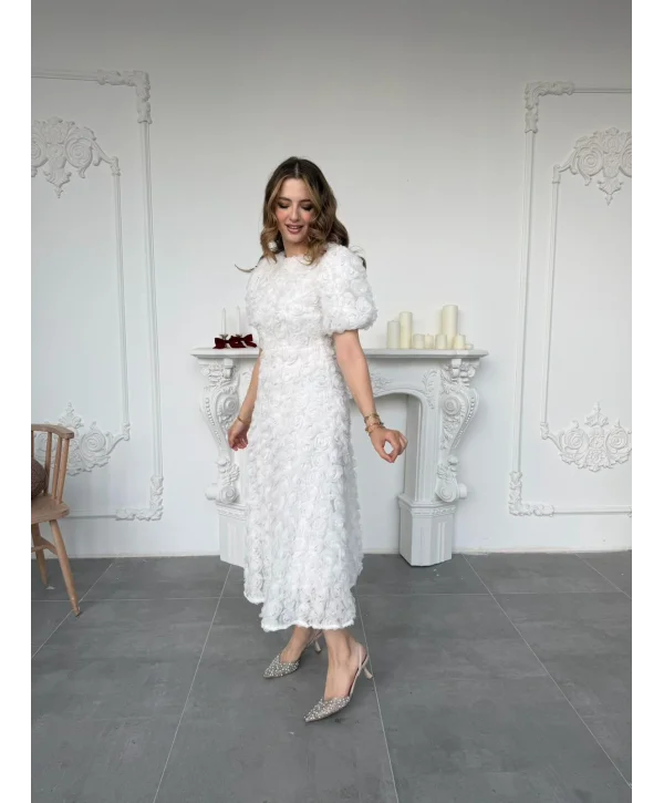 Üç Boyutlu Gül Aplike Kabartmalı Balon Kol Ekru Midi Elbise
