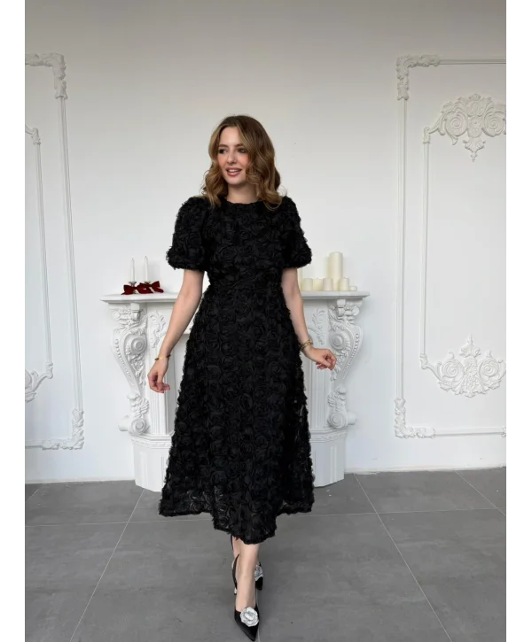 Üç Boyutlu Gül Aplike Kabartmalı Balon Kol Siyah Midi Elbise