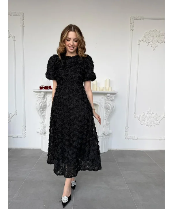 Üç Boyutlu Gül Aplike Kabartmalı Balon Kol Siyah Midi Elbise
