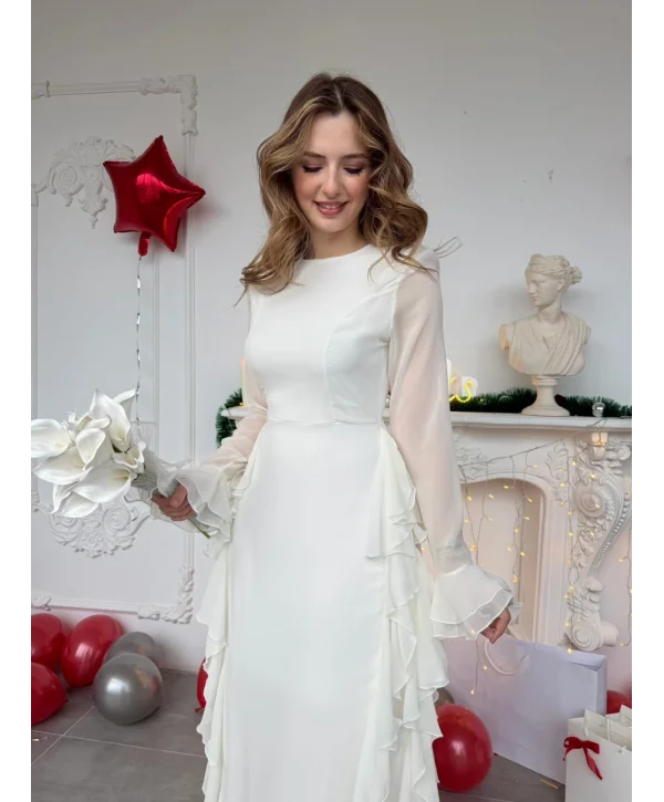 Uzun Kollu Fırfır Detaylı Beyaz Şifon Maxi Elbise