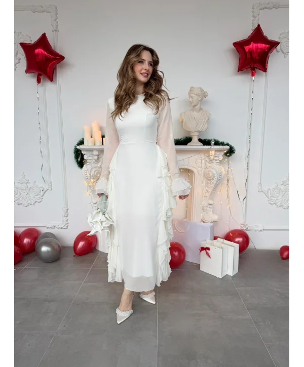 Uzun Kollu Fırfır Detaylı Beyaz Şifon Maxi Elbise