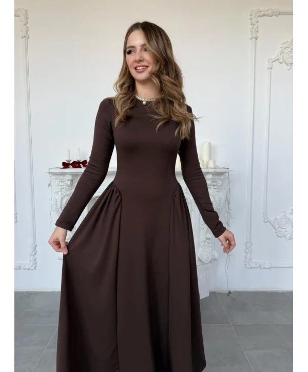 Yanları Büzgülü Bisiklet Yaka Uzun Kollu Scuba Kahve Elbise