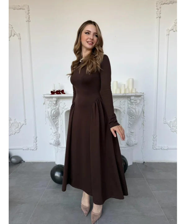 Yanları Büzgülü Bisiklet Yaka Uzun Kollu Scuba Kahve Elbise