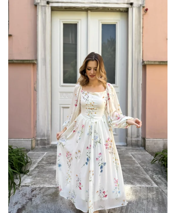 Yulia Çiçek ve Korse Detaylı Şifon Krem Elbise ( HELİS ÖZEL TASARIMI )