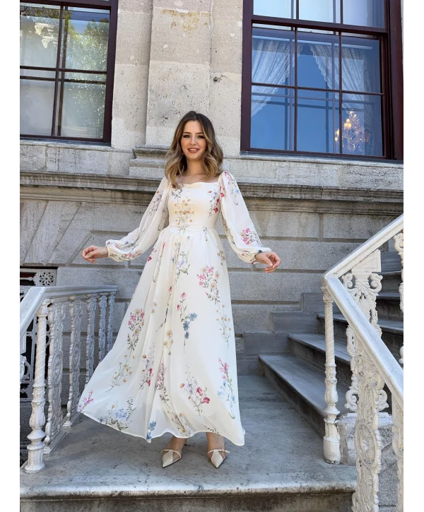 Yulia Çiçek ve Korse Detaylı Şifon Krem Elbise ( HELİS ÖZEL TASARIMI )