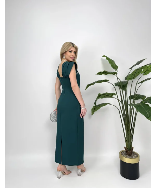 Zümrüt Maxi boy yaka taş detaylı uzun elbise