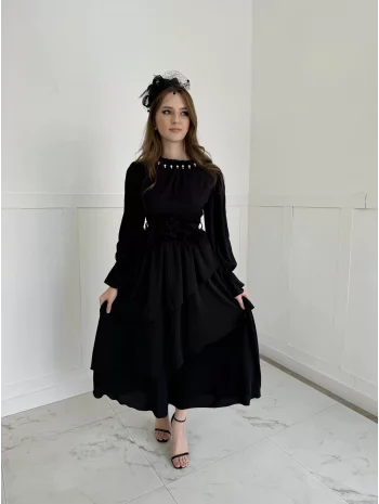 Bel Gül Kemer Detaylı Kat Kat Maxi Boy Elbise