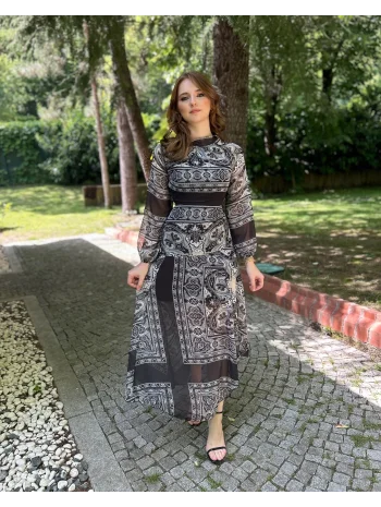 Desenli Siyah Tül Elbise