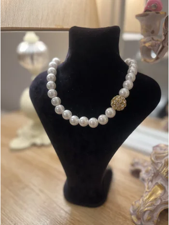 Gold detay inci kolye