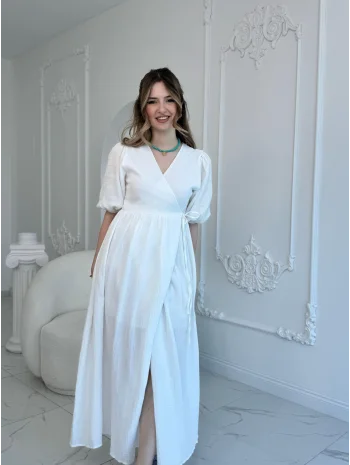 Müslin Kumaş Kuşaklı Uzun Beyaz Elbise