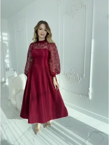 Yaka ve Kol Dantel Detaylı Prenses Kesim Bordo Elbise