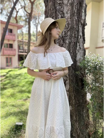 Beyaz Fisto Kemerli Elbise