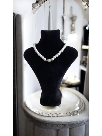 Gümüş detay inci kolye