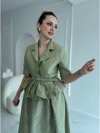 İnce Kemerli Fırfırlı Ceket ve Etek Yeşil Takım