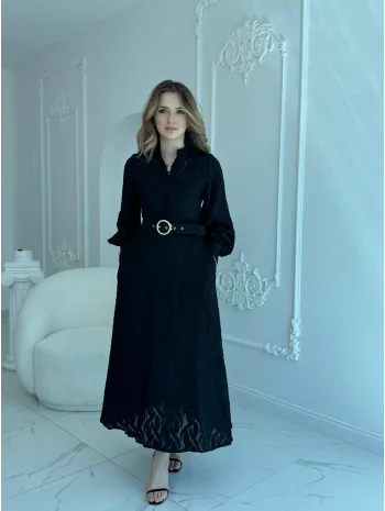 Jakarlı Kemer Detaylı Tam Boy Siyah Elbise