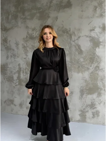 Kat Kat Siyah Gül Kemer Detaylı Saten Elbise