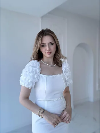 Kol Detaylı Beyaz Midi Boy Elbise