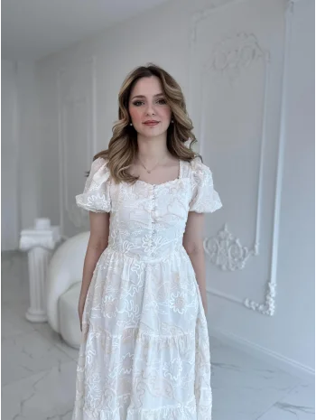 Nakış İşlemeli Ekru Fisto Elbise