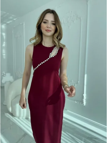 Omuzdan Geçişli Taş Detaylı Bordo Davet Elbisesi