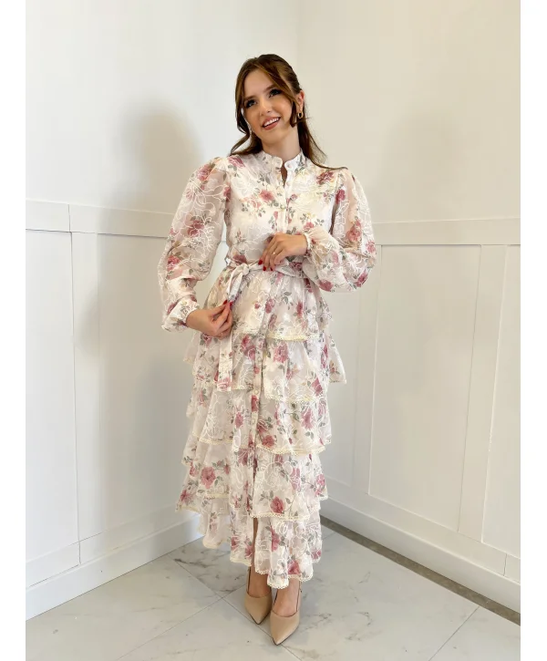 Nakış İşlemeli Pudra Kat Kat Volanlı Elbise