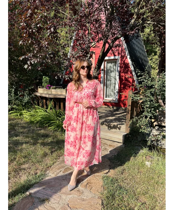 Pembe Çiçekli Kemerli Şifon Elbise