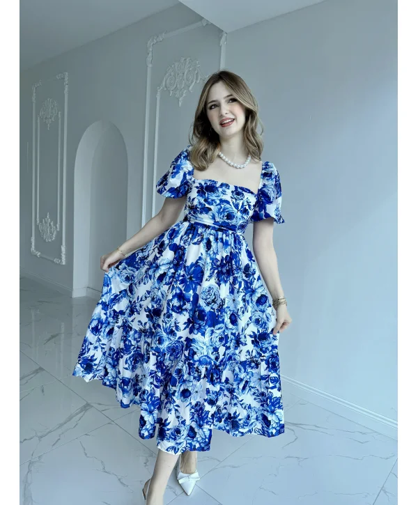 Mavi Beyaz Çiçekli Kare Yaka Elbise