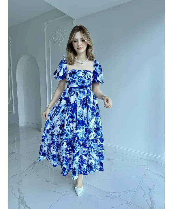 Mavi Beyaz Çiçekli Kare Yaka Elbise