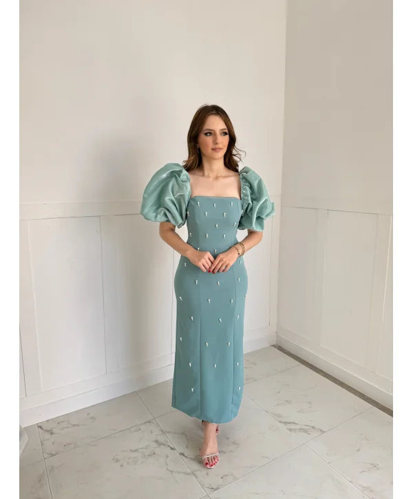 Kare Yaka Maxi Boy Taş Detaylı PERA Yeşil Elbise