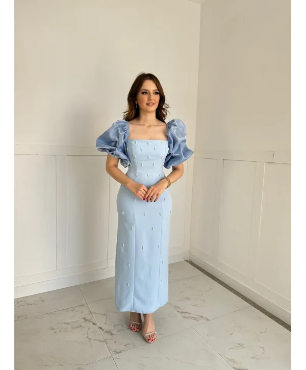 Kare Yaka Maxi Boy Taş Detaylı PERA Mavi Elbise