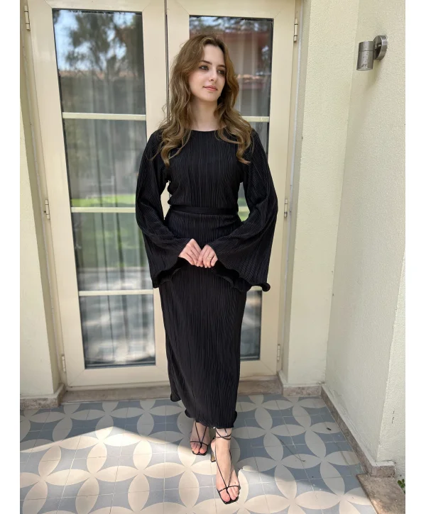 İspanyol Kol Tam Boy Piliseli Siyah Elbise