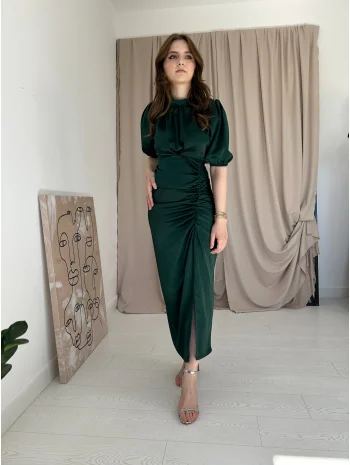 Önü Büzgülü Zümrüt Saten Elbise