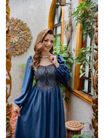 Etnik Desen Detaylı Yumuşacık Dokulu Fitilli Kadife Mavi Elbise