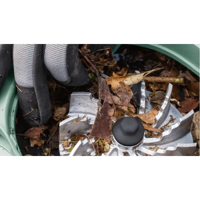 BOSCH UNIVERSAL GARDEN 3000 YAPRAK ÜFLEME VE TOPL.