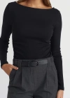 Büzgülü Kayık Yaka Top-Siyah
