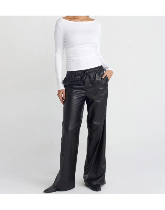 Büzgülü Kayık Yaka Top-Beyaz