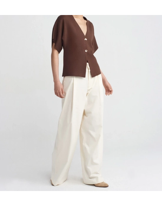 V Yaka Düğmeli Triko Hırka-Kahve