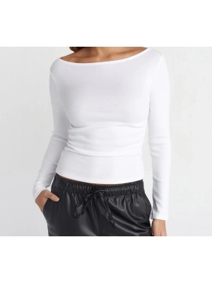 Büzgülü Kayık Yaka Top-Beyaz