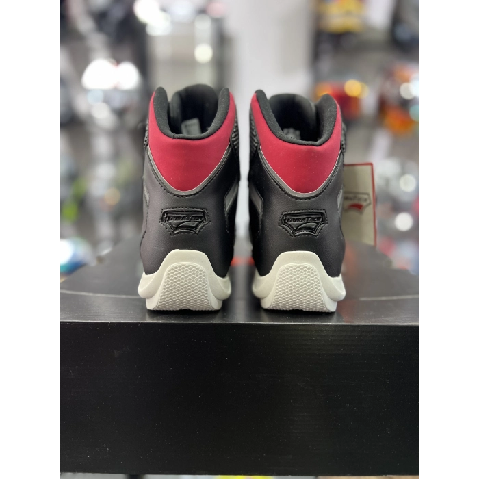 Kısa Motosiklet Botu Siyah-Kırmızı