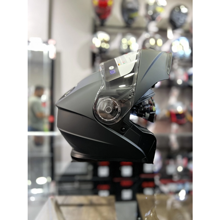 Çene Açılır Kask Mat Siyah Güneş Vizörlü