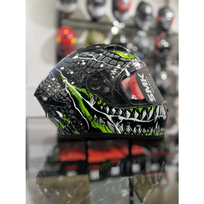 Stellar Yeşil Taoteı Kapalı Kask