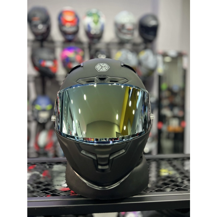 871 Mat Siyah Gold Vizör Kapalı Kask