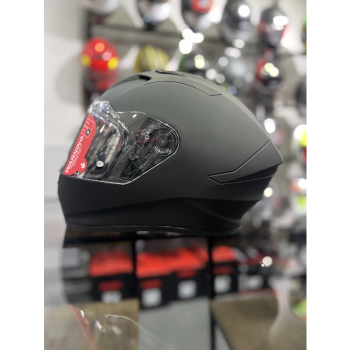 STELLAR MAT SİYAH KAPALI KASK