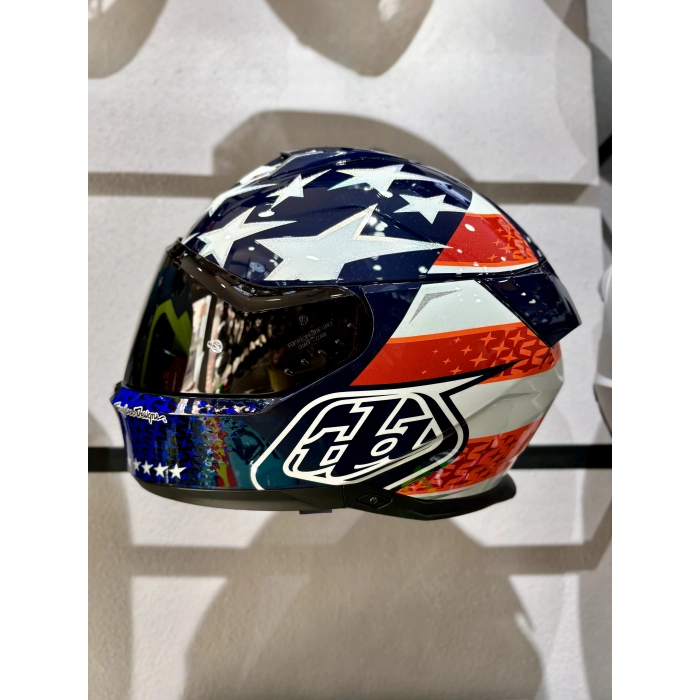 SKWAL İ3 US FLAG LEDLİ KAPALI KASK [ŞEFFAF VİZÖRLÜ]