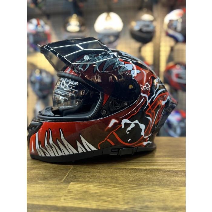 R1 Venom Siyah Vizörlü Kapalı Kask (Güneş Vizörlü)