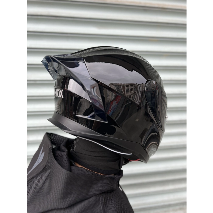 R1 Parlak Siyah Kapalı Kask (Siyah Vizörlü) md820